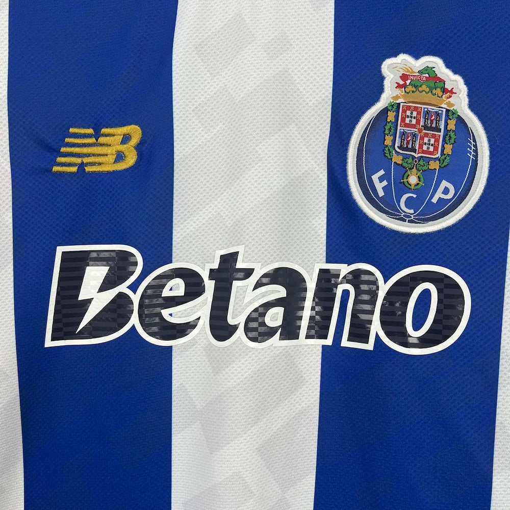 Camisa FC Porto I 25/26 Azul e Branca Masculina New Balance