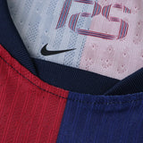 Camisa Barcelona x Travis Scott Home 2024/25 Vermelha/Azul Masculina - Jogador Nike