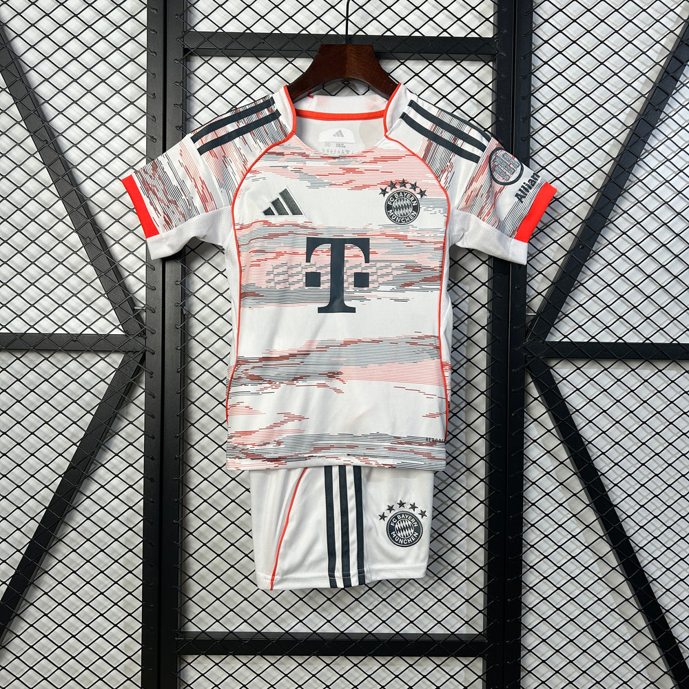 Conjunto Infantil Bayern de Munique II 25/26 Branco/Cinza Adidas
