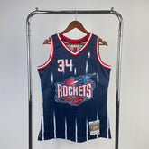 Regata Houston Rockets Mitchell & Ness Olajuwon #34 Retrô 96/97 Azul Mitchell & Ness