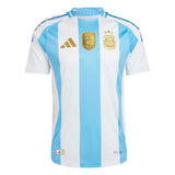 Camisa Seleção Argentina I Campeã Copa América 2024 + Patches Branca e Azul Masculina Adidas