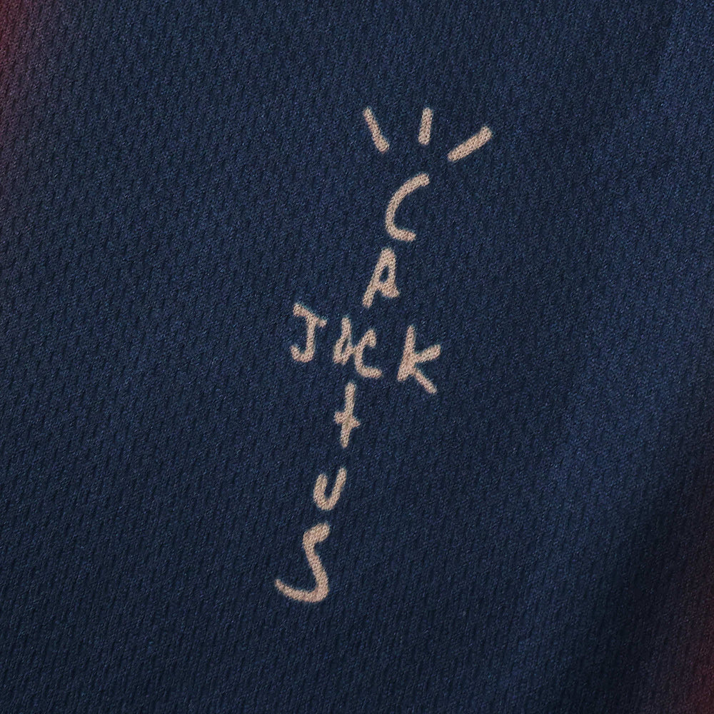 Camisa Barcelona x Travis Scott Skeletons Retrô 2000/2001 Vermelha/Azul Nike