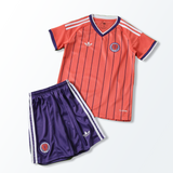 Conjunto Infantil Seleção Escócia II Copa do Mundo 2026 Vermelho/Azul Adidas