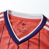 Conjunto Infantil Seleção Escócia II Copa do Mundo 2026 Vermelho/Azul Adidas