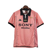 Camisa Juventus II 1997/1998 Retrô Rosa Masculina Kappa