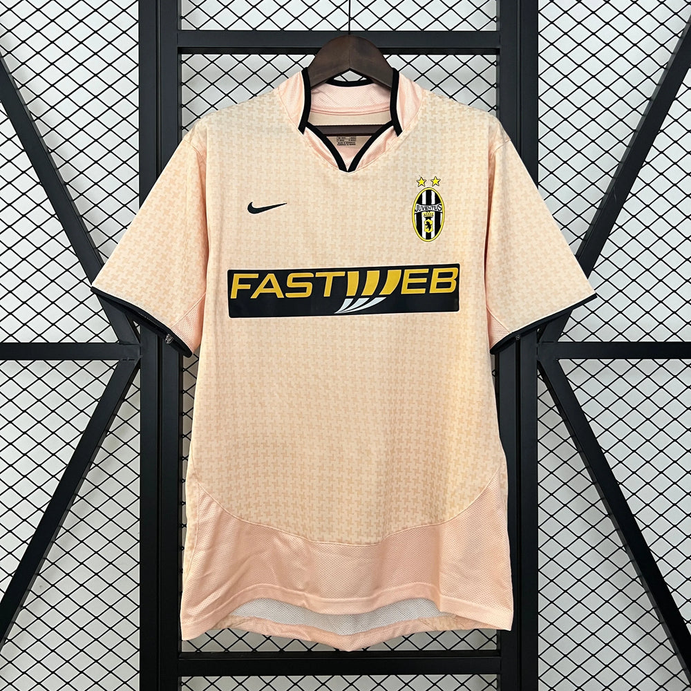 Camisa Juventus III 2003-2004 Retrô Rosa Masculina Kappa