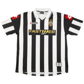 Camisa Juventus I 2001/2002 Retrô Preta e Branca Masculina Lotto
