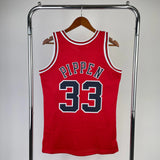 Regata Chicago Bulls Mitchell & Ness Retrô 1997/1998 Vermelha Mitchell & Ness