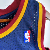 Regata Cleveland Cavaliers Mitchell & Ness Kyrie Irving #2 Retrô 2011/2012 Azul - DS Sports - Artigos Esportivos