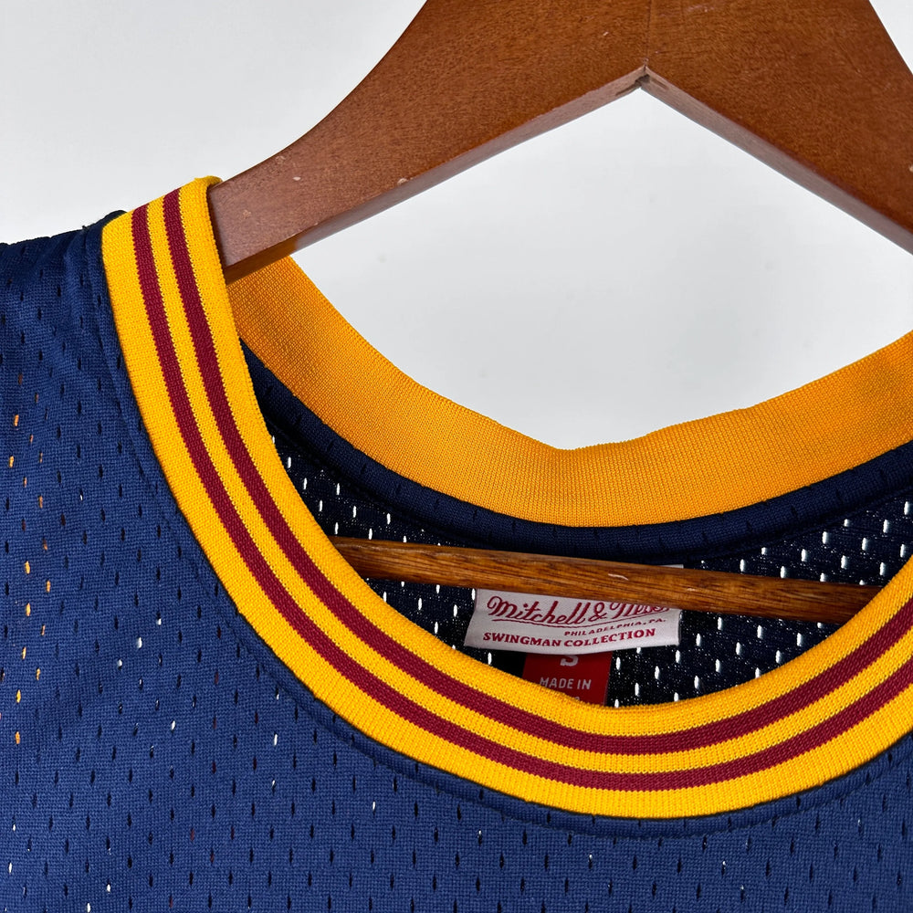 Regata Cleveland Cavaliers Mitchell & Ness Lebron James #23 Retrô 2015/2016 Azul - DS Sports - Artigos Esportivos