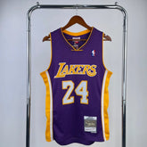 Regata Los Angeles Lakers Mitchell & Ness Kobe Bryant #24 Retrô 2008/2009 Roxa - DS Sports - Artigos Esportivos
