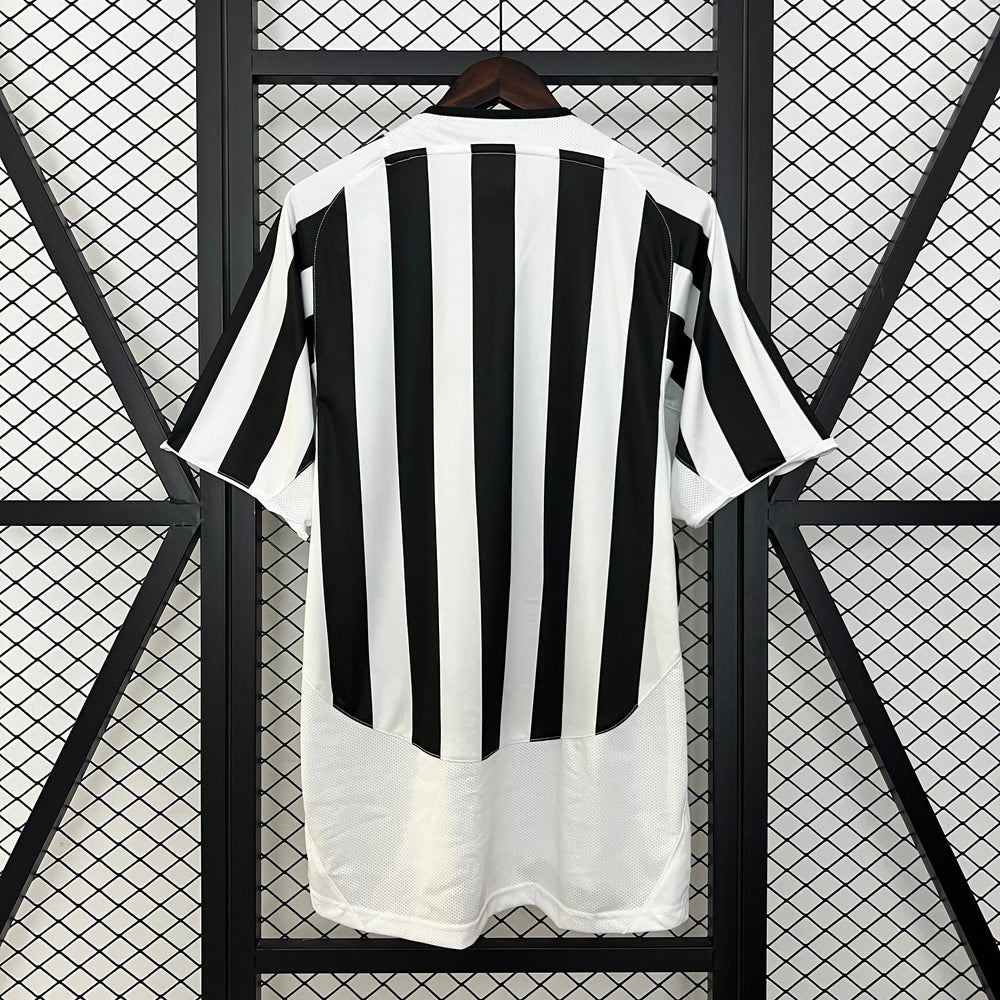 Camisa Juventus I 2003-2004 Retrô Preta e Branca Masculina Nike