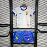 Conjunto Infantil Seleção França II 24/25 Branco Nike