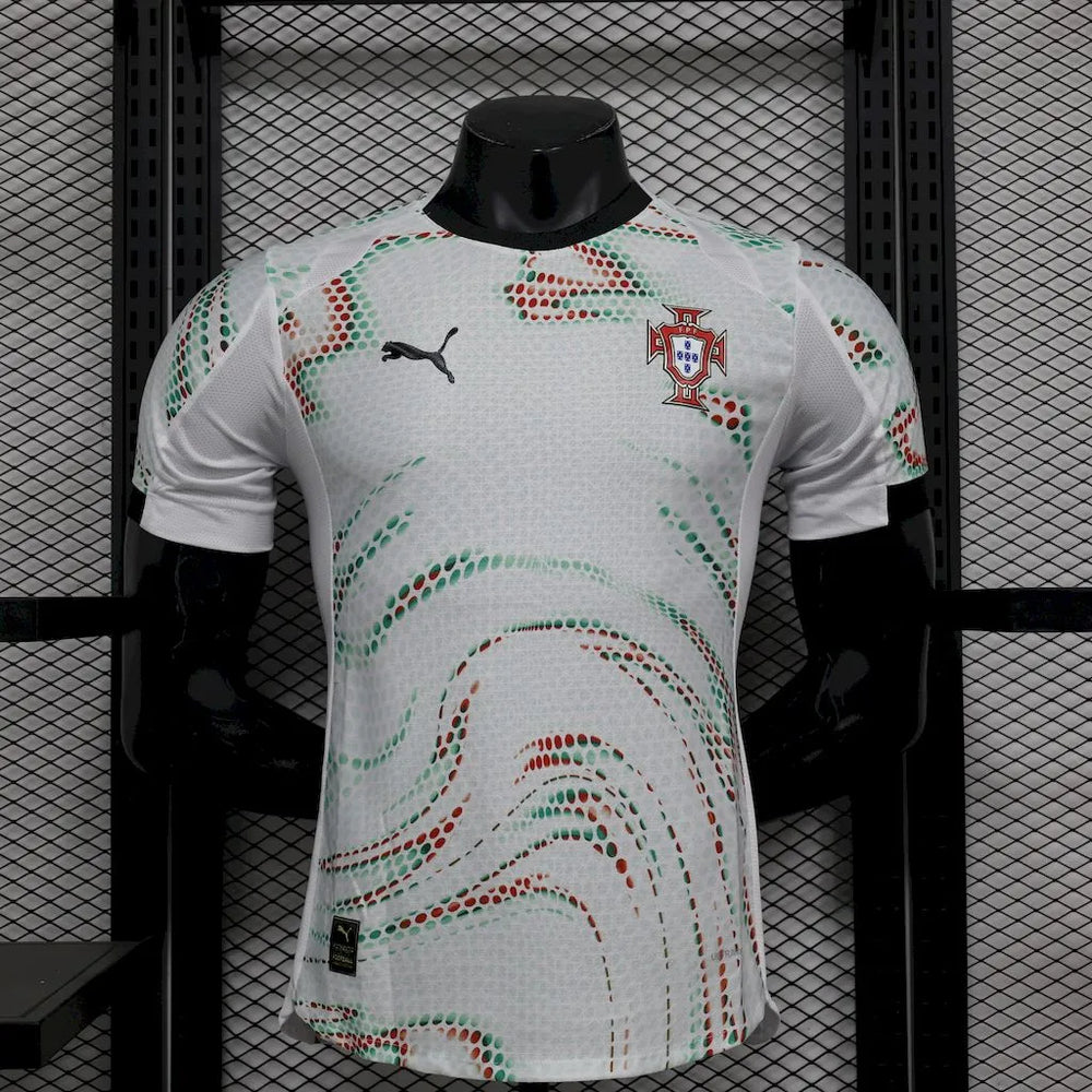 Camisa Seleção Portugal II 25/26 Branca Masculina Modelo Jogador Puma
