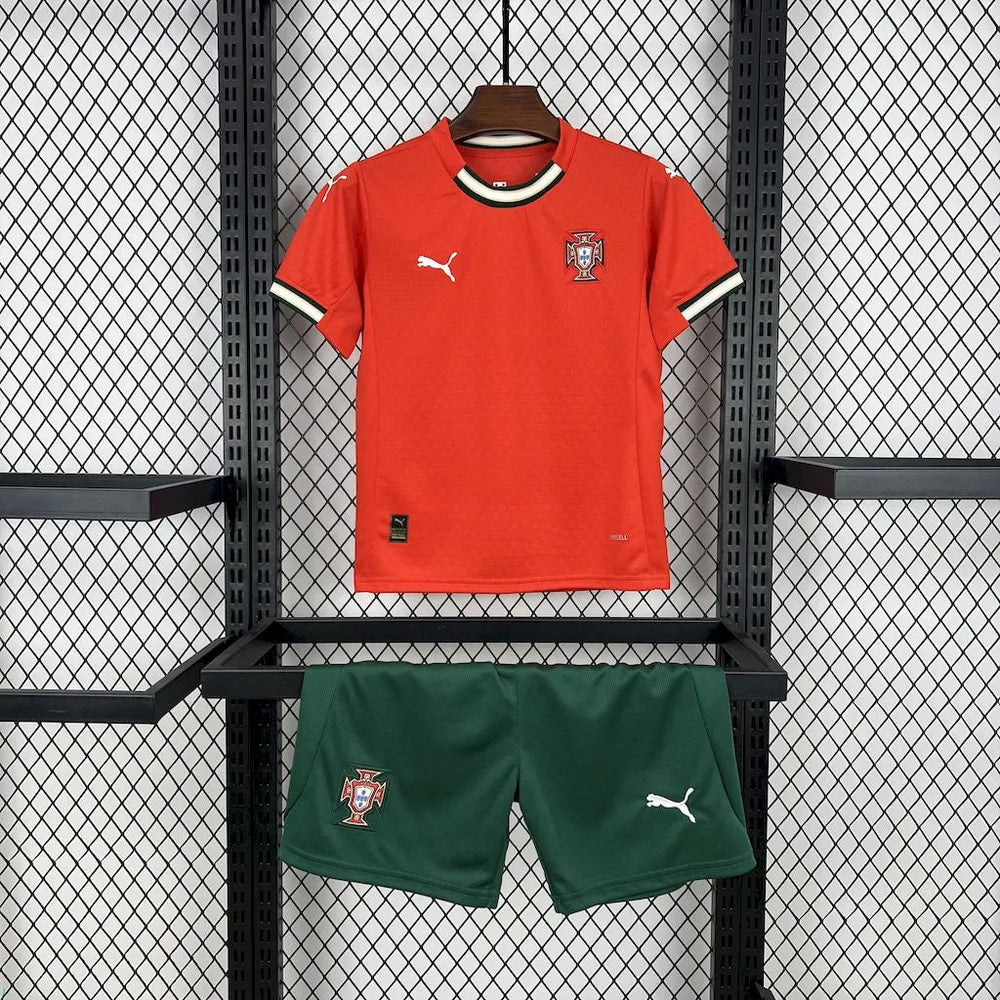 Conjunto Infantil Seleção Portugal I 25/26 Vermelho Puma