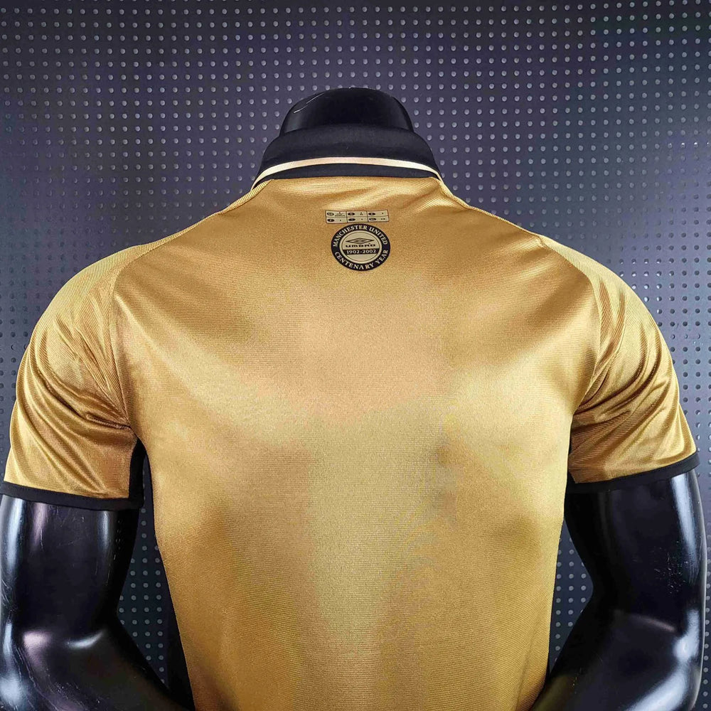 Camisa Manchester United Dupla Face 100 Anos Retrô 2001/2002 Branca / Dourada Masculina Umbro