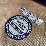 Camisa Manchester United Dupla Face 100 Anos Retrô 2001/2002 Branca / Dourada Masculina Umbro