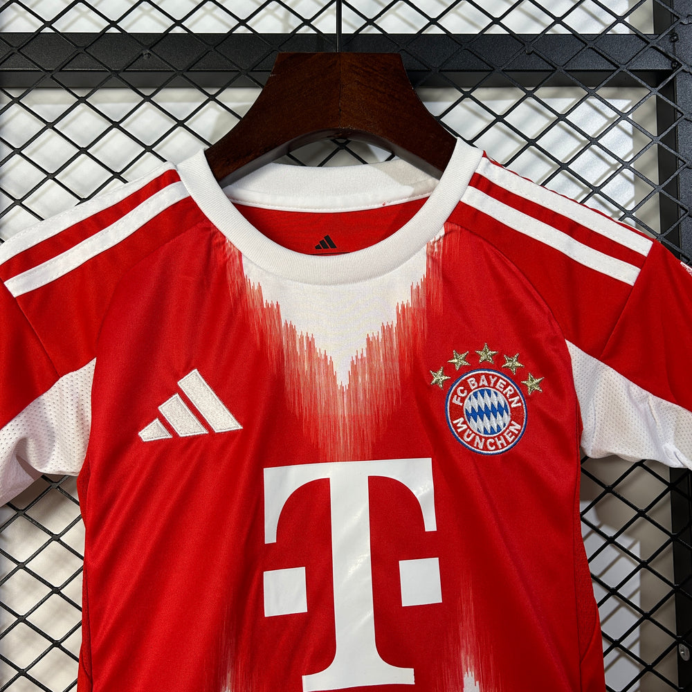 Conjunto Infantil Bayern de Munique I 25/26 Vermelho Adidas