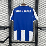 Camisa FC Porto I 25/26 Azul e Branca Masculina New Balance