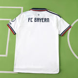 Camisa Bayern de Munique I 26/27 Branca Masculina - Jogador