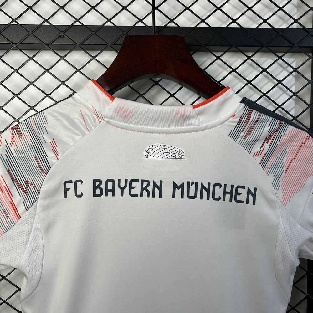 Conjunto Infantil Bayern de Munique II 25/26 Branco/Cinza Adidas