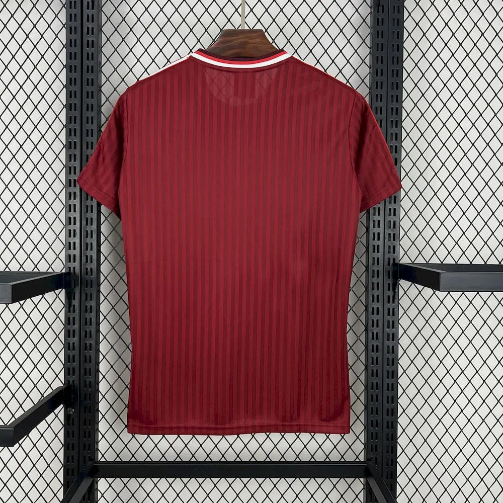 Camisa Bayern de Munique Edição Especial Terrace Icons Vermelha Masculina Adidas