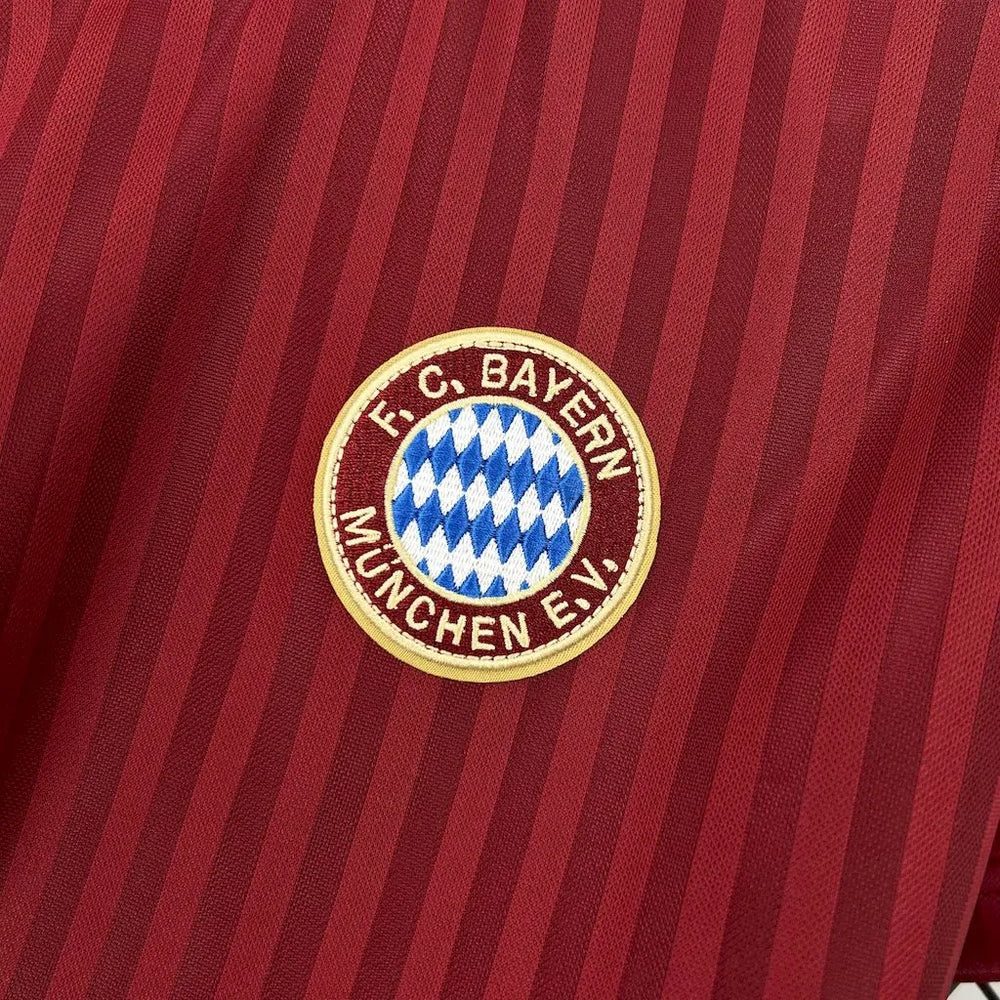 Camisa Bayern de Munique Edição Especial Terrace Icons Vermelha Masculina Adidas