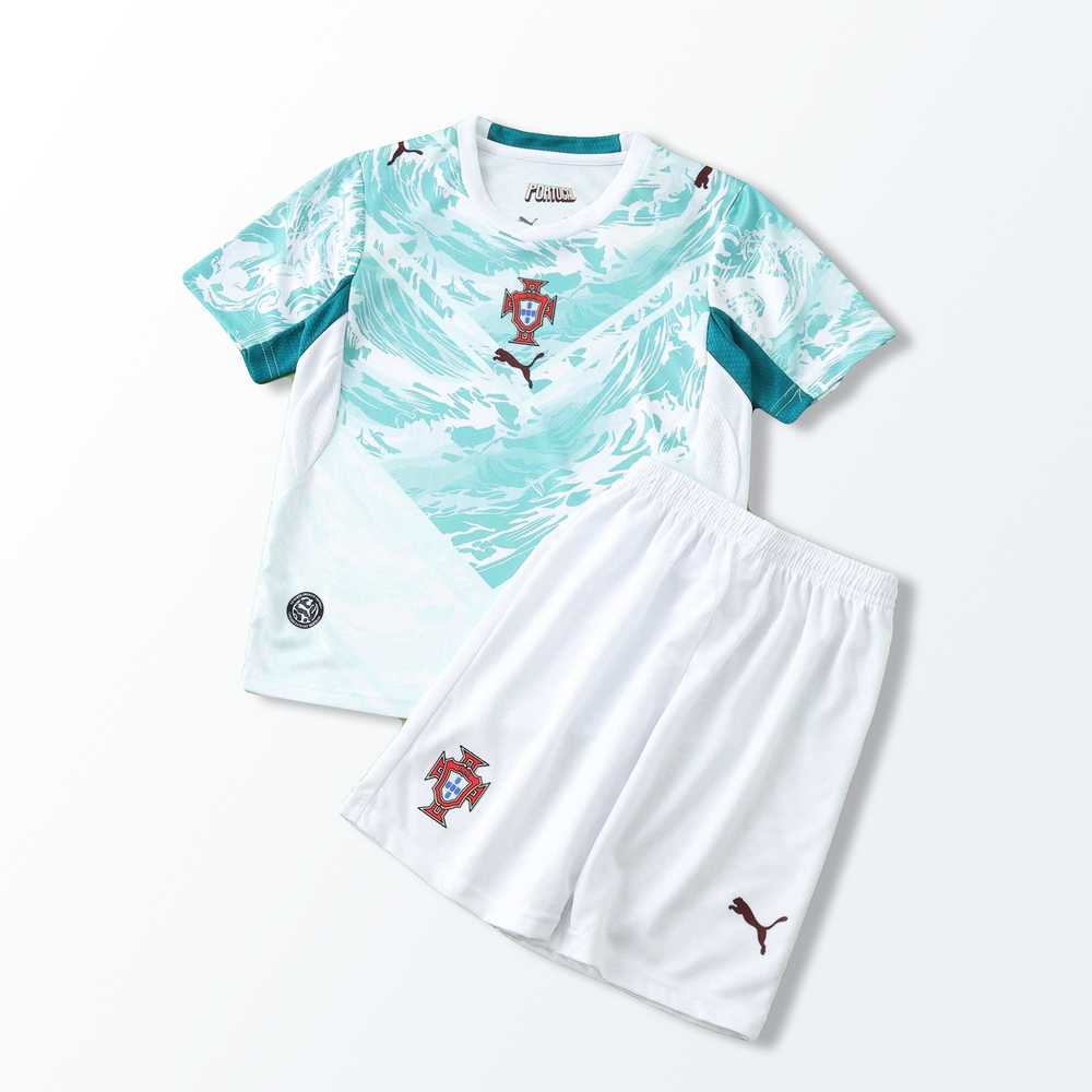 Conjunto Infantil Seleção Portugal II Copa do Mundo 2026 Branco/Azul Puma