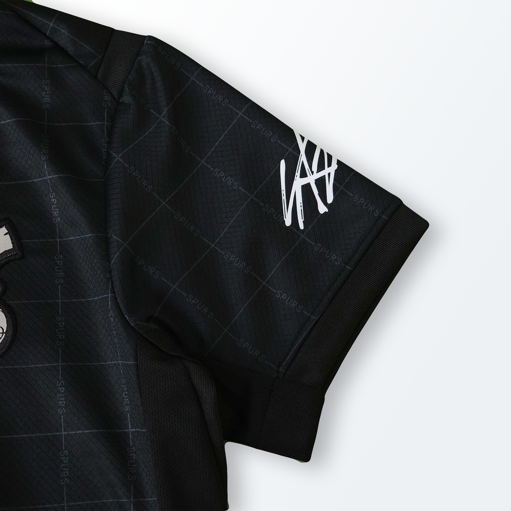 Conjunto Infantil Tottenham Hotspur x Stray Kids II 2025/26 Preto Nike