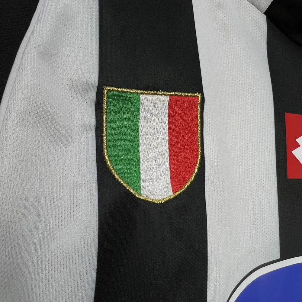 Camisa Juventus I 2002/2003 Retrô Preta e Branca Masculina Lotto