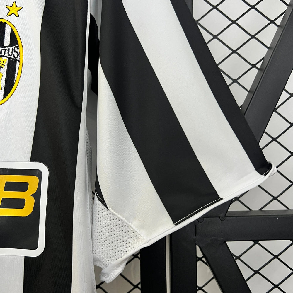 Camisa Juventus I 2003-2004 Retrô Preta e Branca Masculina Nike