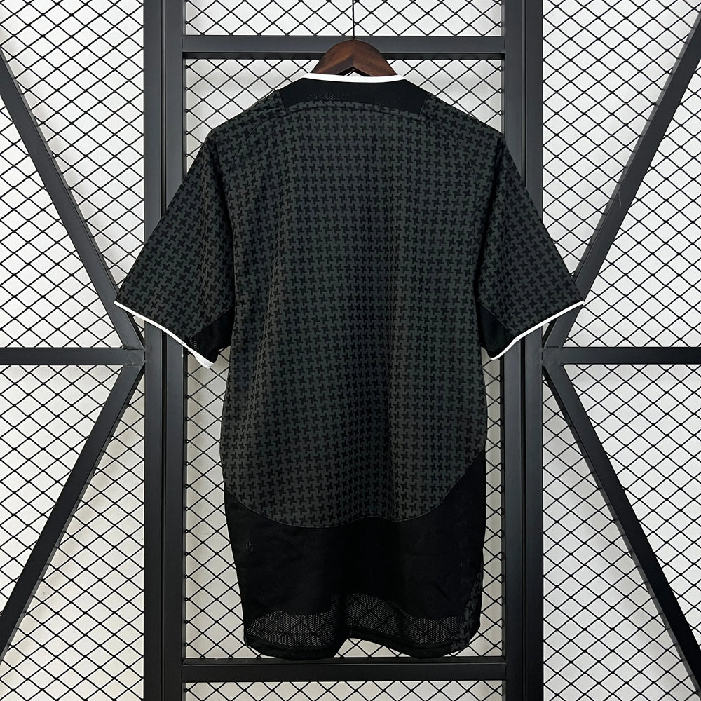 Camisa Manchester United II 2003-2004 Retrô Preta Masculina Nike