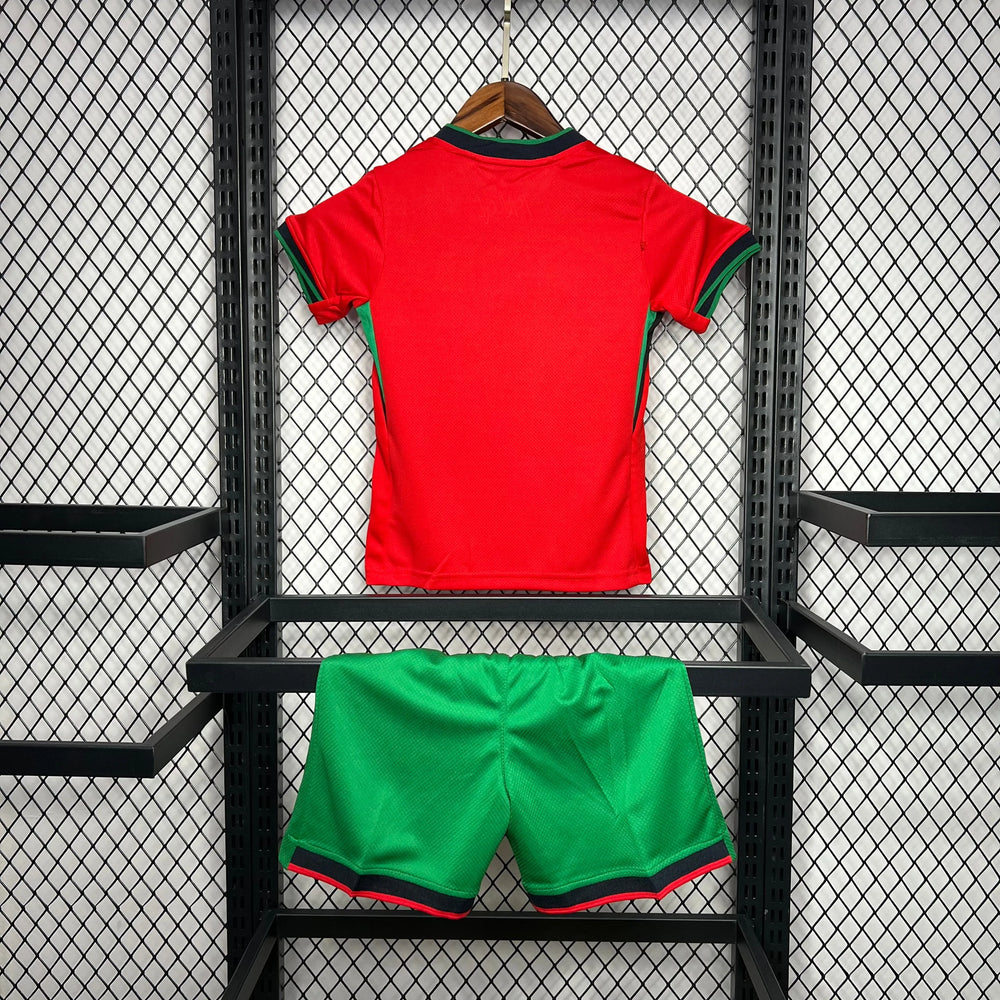 Conjunto Infantil Seleção Portugal I 24/25 Vermelho Nike
