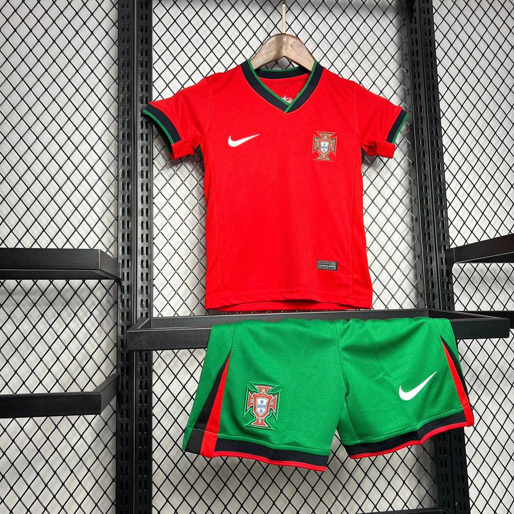Conjunto Infantil Seleção Portugal I 24/25 Vermelho Nike