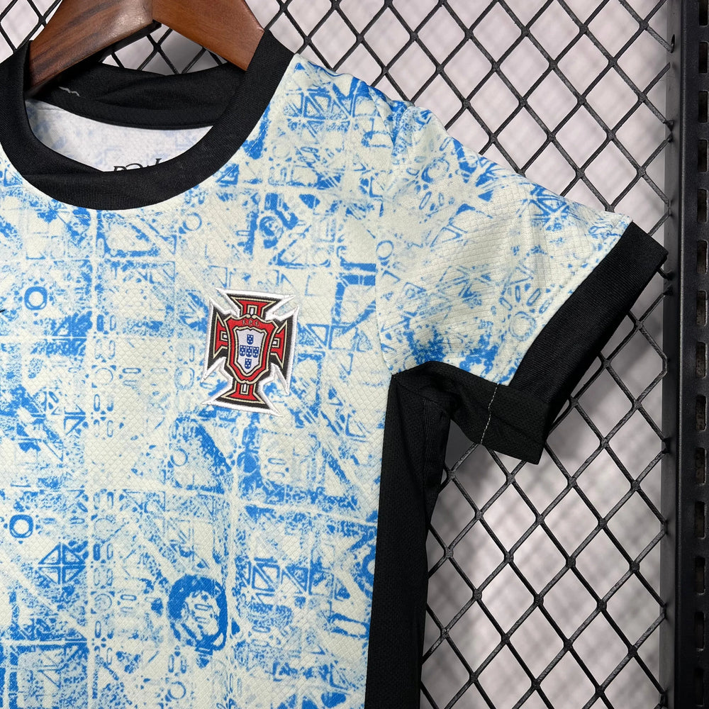 Conjunto Infantil Seleção Portugal II 24/25 Azul e Branca Nike