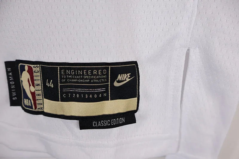 Regata Minnesota Timberwolves Swingman Classic Edition 23/24 Branca Masculina Nike