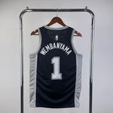 Regata San Antonio Spurs Swingman Icon Edition 23/24 Preta Masculina - DS Sports - Artigos Esportivos