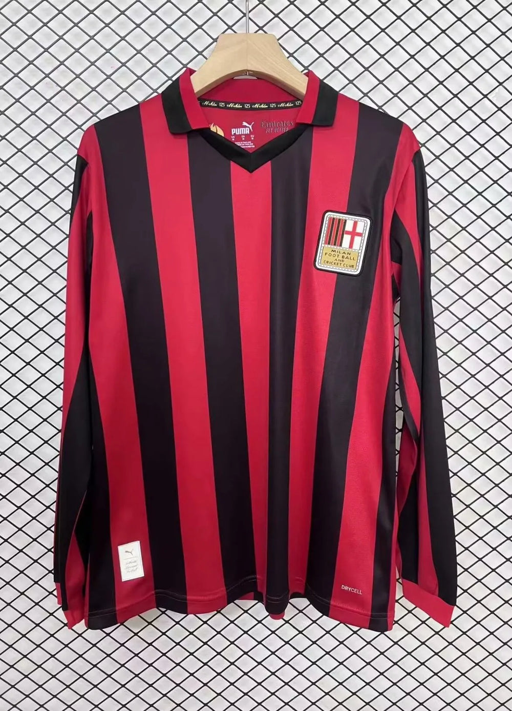 Camisa AC Milan Edição Especial 125 Anos Manga Longa Vermelha e Preta Masculina Puma