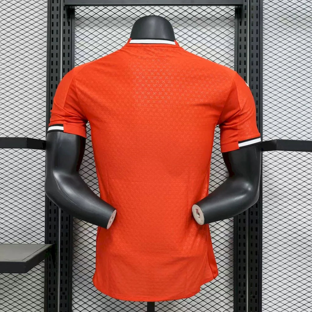 Camisa Seleção Portugal I 25/26 Vermelha Masculina Modelo Jogador Puma