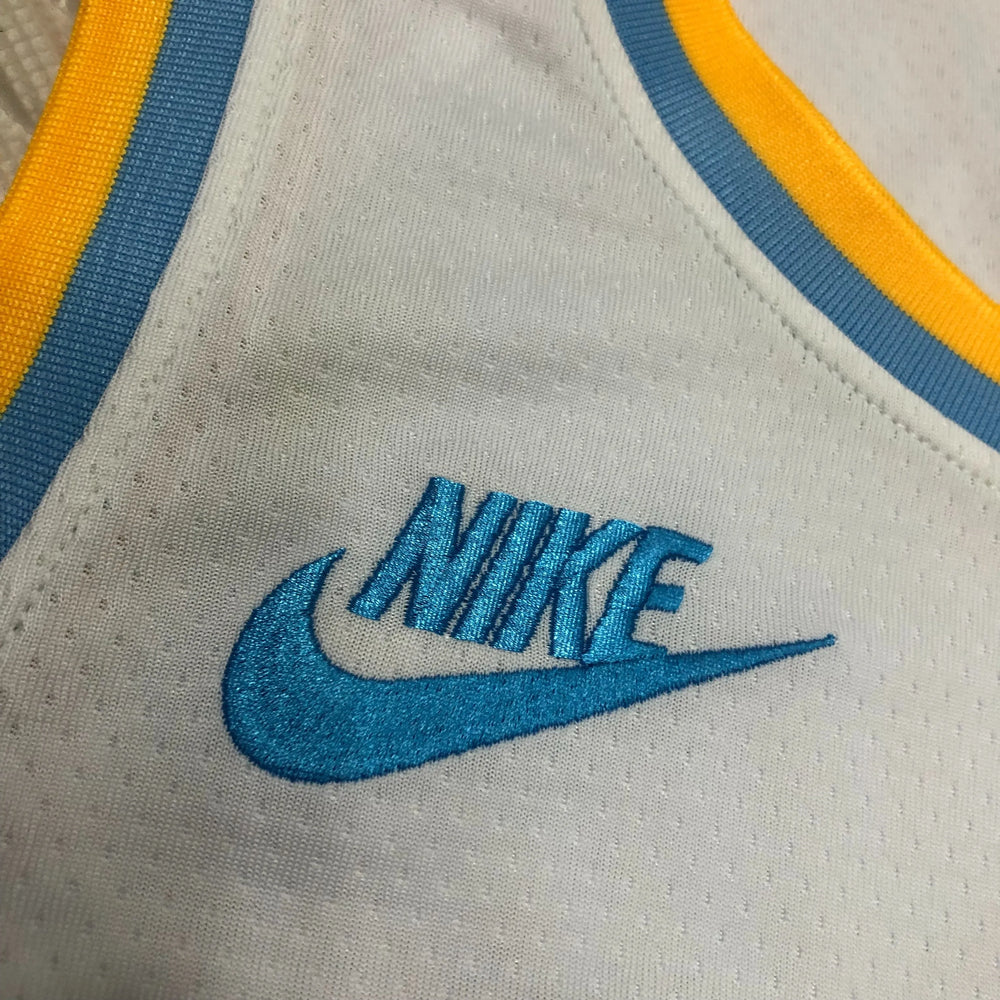Regata Los Angeles Lakers Swingman Classic Edition 22/23 Branca Masculina Nike